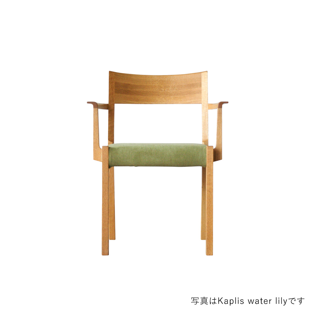 CARAMELLA Arm Chair Oak Kaplis HIRASHIMA / HIRASHIMA（ヒラシマ） / ダイニングチェア / HSM10031RED_ma.jpg