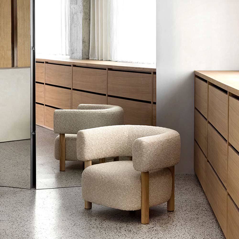 N-S03 1Seater KEYAKI BROWN_VIDAR 4 / Karimoku Case（カリモクケース） / 1人掛けソファ / KCS10211_dt_04.jpg