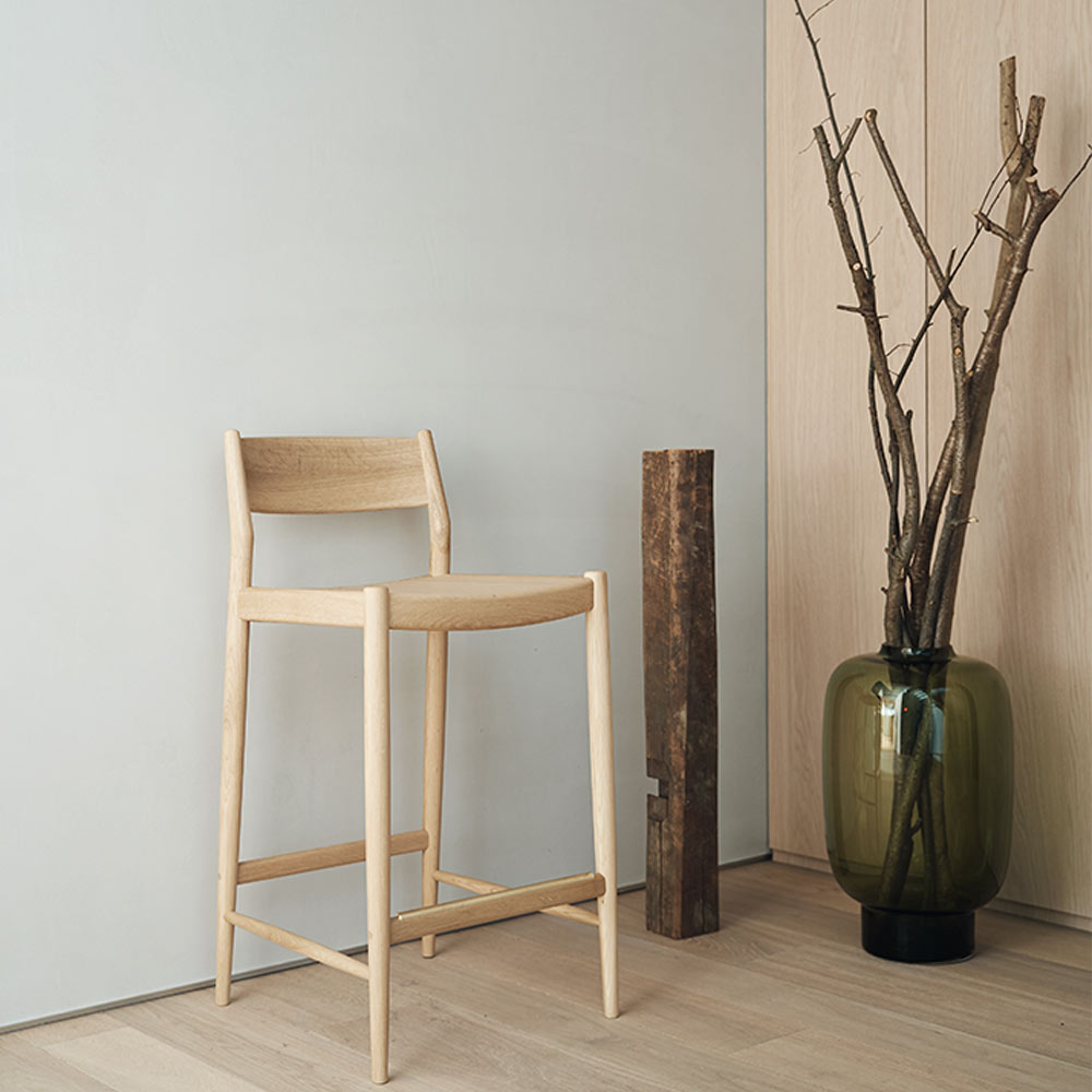 N-BS01 HIGH PURE OAK_MOSS / Karimoku Case（カリモクケース） / カウンターチェア・バーチェア / KCS10537_dt_02.jpg