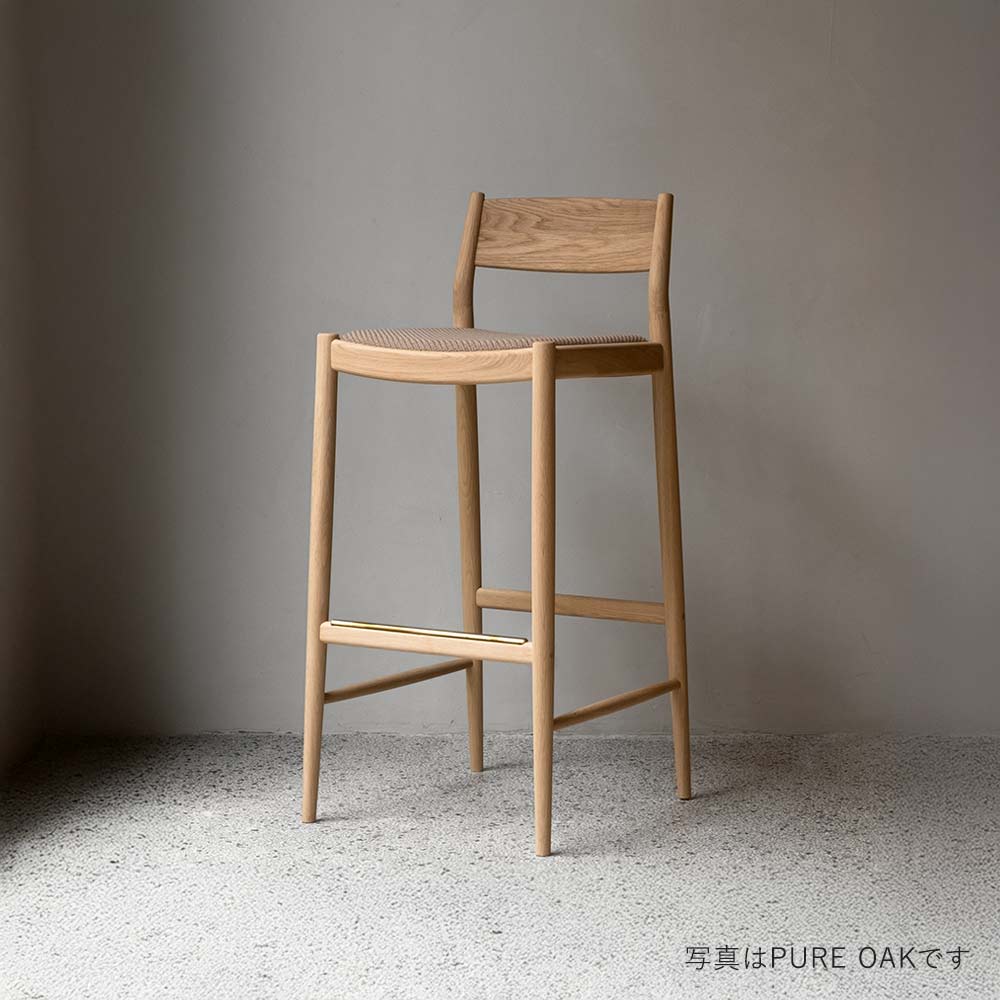 N-BS01 HIGH KEYAKI BROWN_CODA 2 / Karimoku Case(カリモクケース) / カウンターチェア・バーチェア / KCS10560LBR_ma.jpg