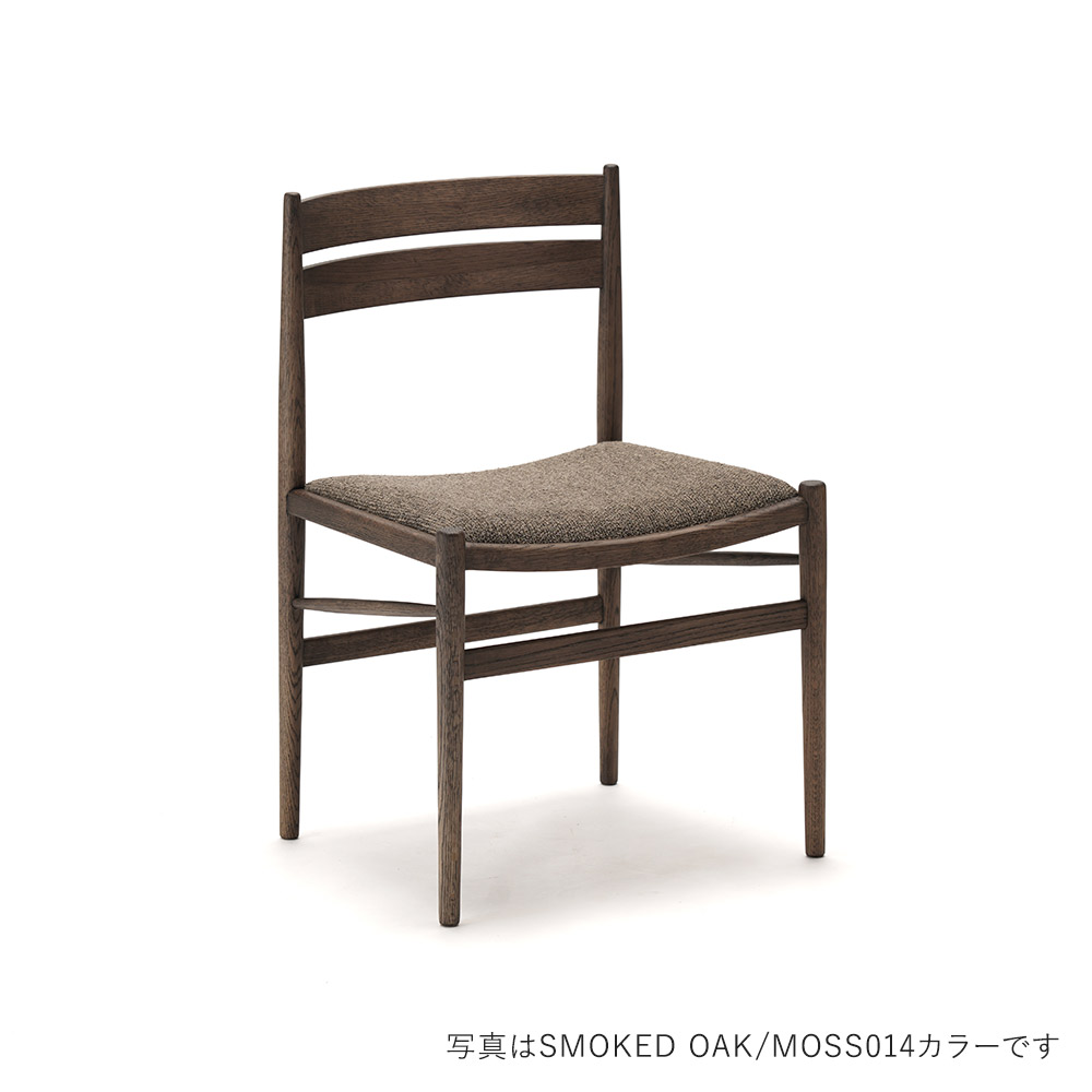 N-DC05 KEYAKI BROWN_HALLINGDAL 65 / Karimoku Case（カリモクケース） / ダイニングチェア / KCS10689BLU_ma.jpg
