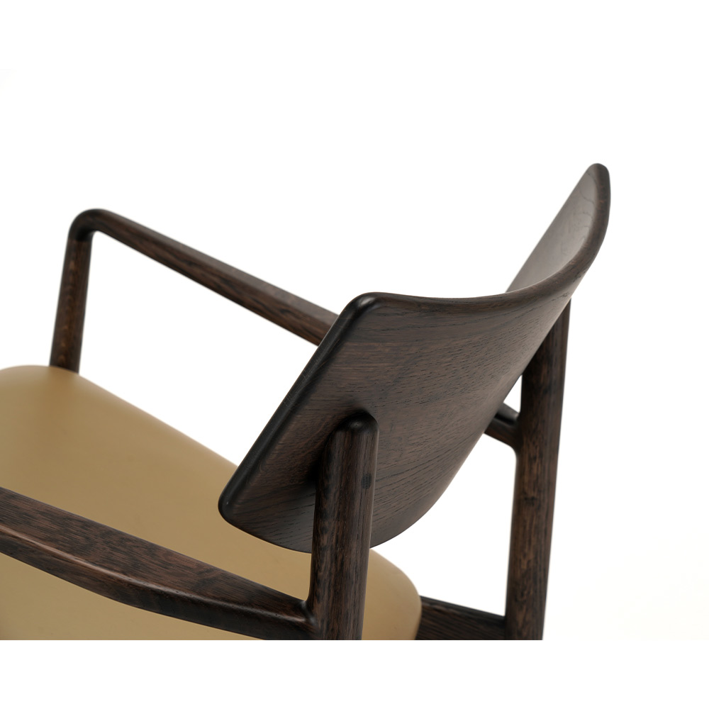 A-LC01 SMOKED OAK_CODA 2 / Karimoku Case（カリモクケース） / ラウンジチェア / KCS10751_dt_04.jpg