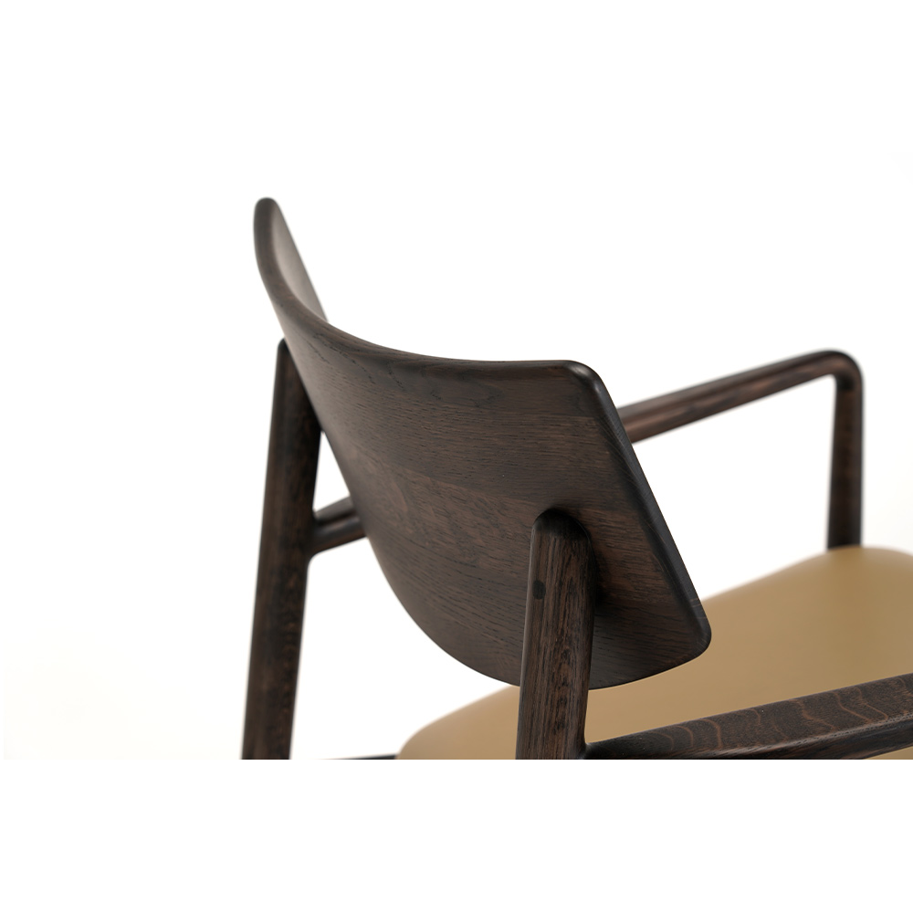 A-LC01 SMOKED OAK_CODA 2 / Karimoku Case（カリモクケース） / ラウンジチェア / KCS10751_dt_09.jpg
