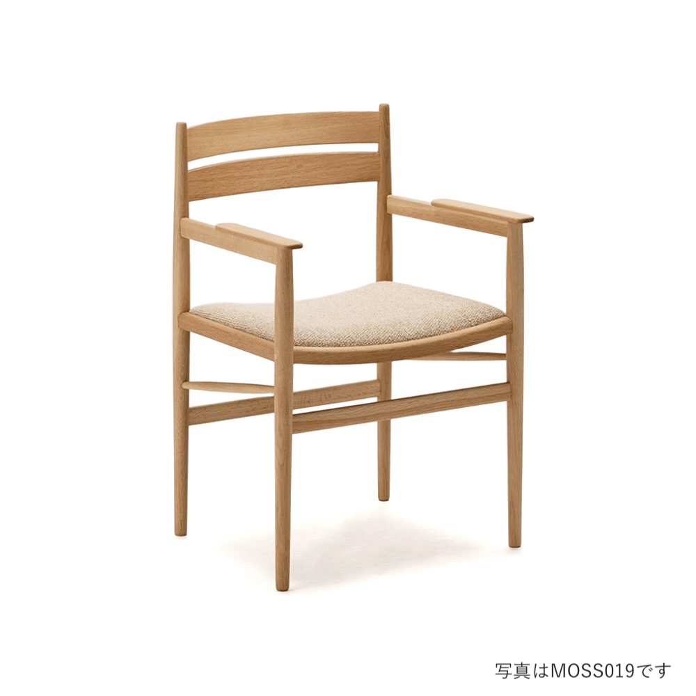 N-DC04 PURE OAK_MOSS / Karimoku Case（カリモクケース） / ダイニングチェア / KCS10808DBR_ma.jpg