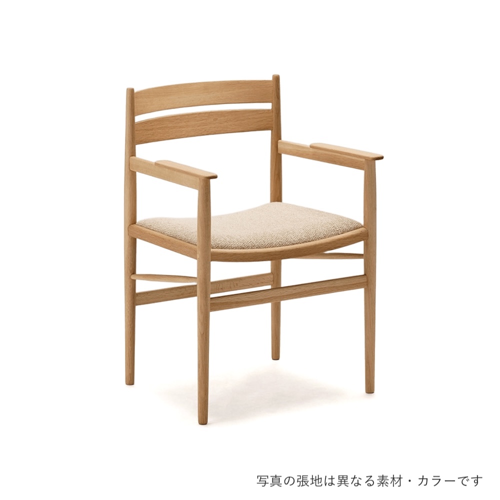 N-DC04 PURE OAK_CODA 2 / Karimoku Case（カリモクケース） / ダイニングチェア / KCS10810BLU_ma.jpg