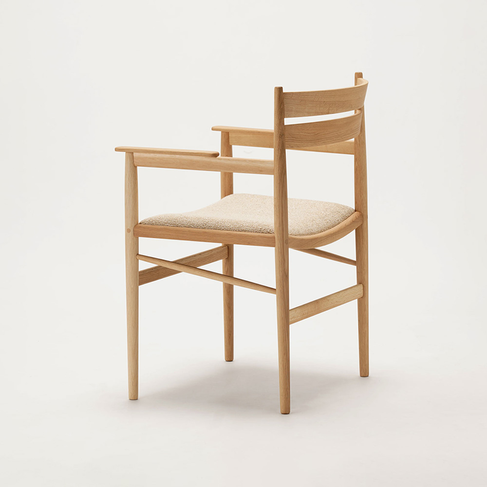 N-DC04 PURE OAK_CODA 2 / Karimoku Case（カリモクケース） / ダイニングチェア / KCS10810_dt_02.jpg
