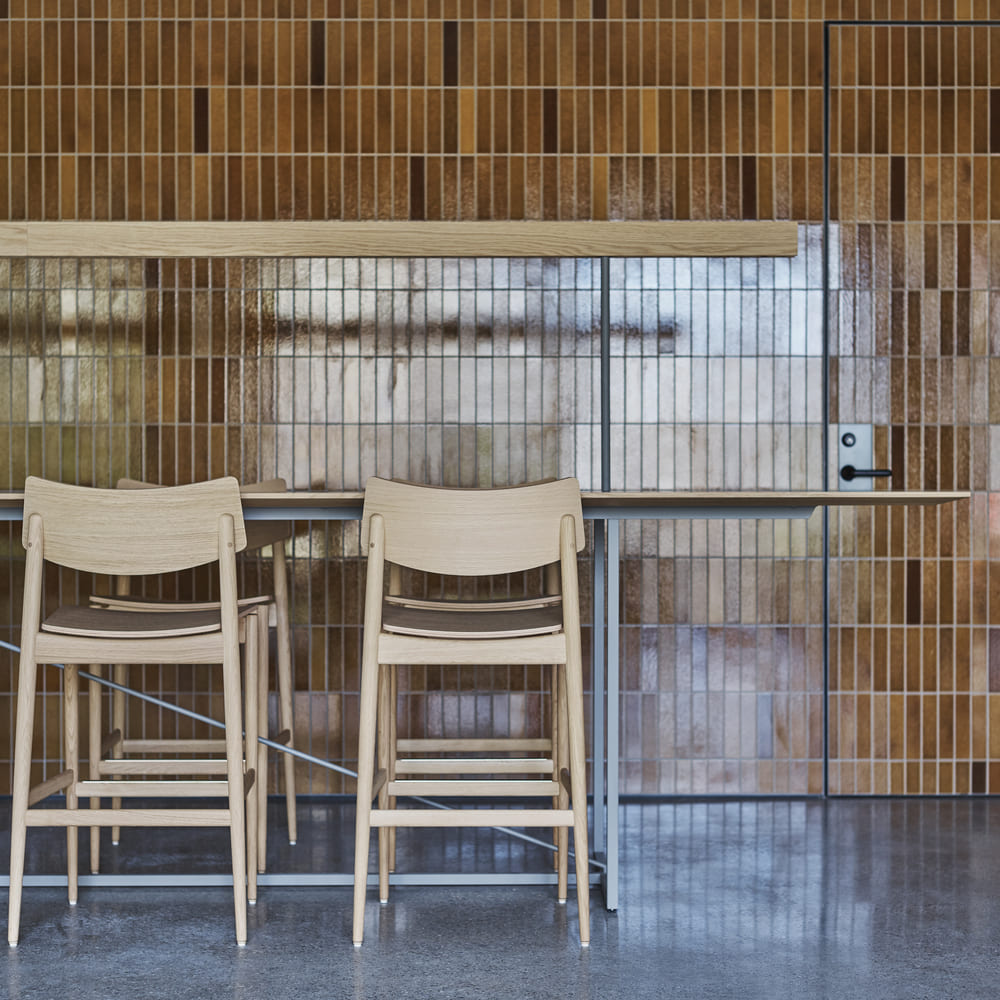 A-BS01 WOODENSEAT / Karimoku Case（カリモクケース） / カウンターチェア・バーチェア / KCS10838_dt_08.jpg