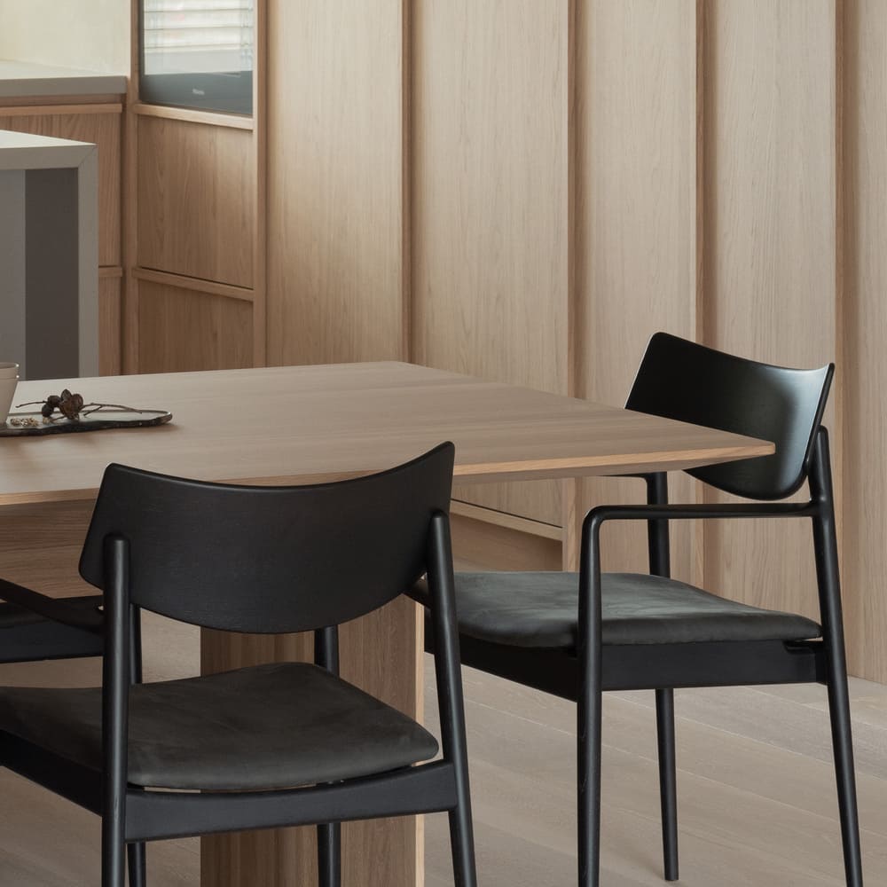 A-DC02 PURE OAK_VIDAR 4 / Karimoku Case（カリモクケース） / ダイニングチェア / KCS10844_dt_07.jpg