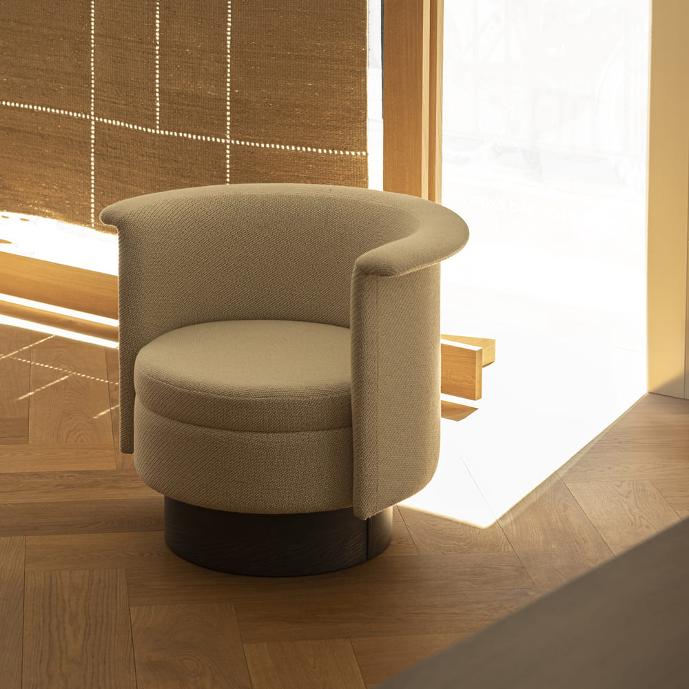N-SW01 PURE OAK_CODA 2 / Karimoku Case（カリモクケース） / ラウンジチェア / KCS10887_dt_03.jpg