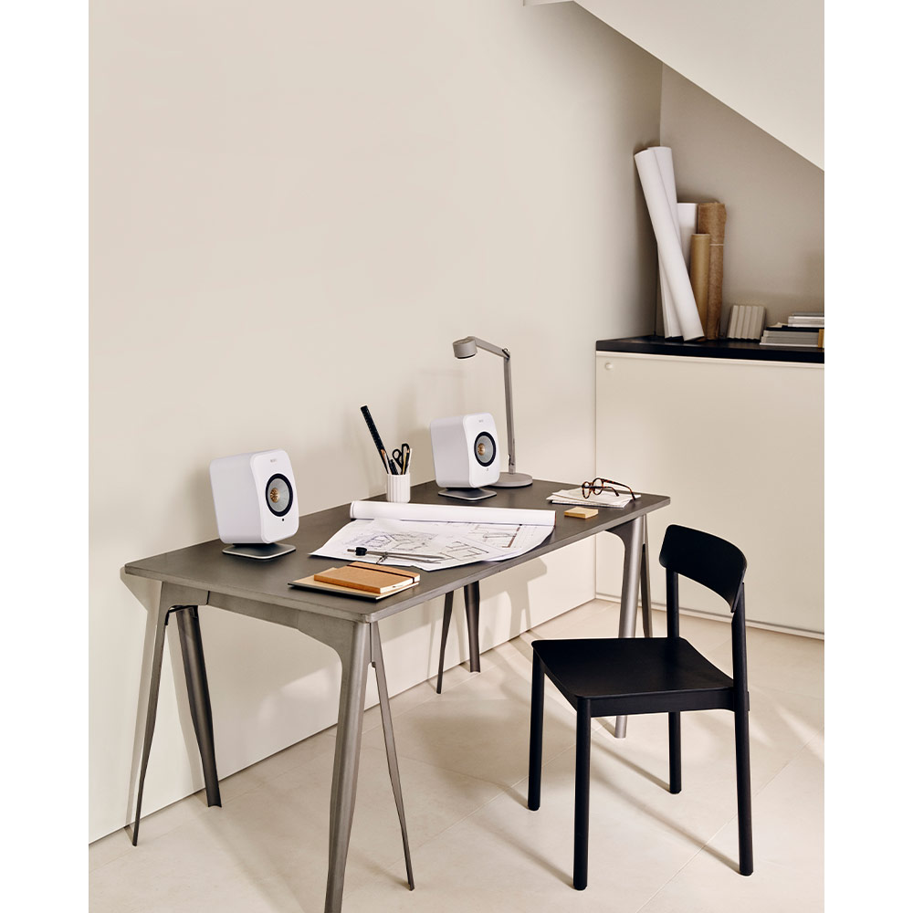 KEF P1 Desk Pad / KEF（ケーイーエフ） / オーディオアクセサリー / KEF10004_dt_04.jpg