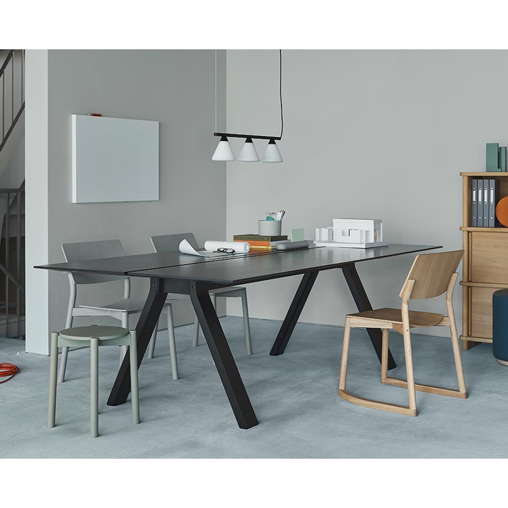 PANORAMA CHAIR WITH RUNNERS / Karimoku New Standard（カリモクニュースタンダード） / ラウンジチェア / KNS10013_dt_11.jpg