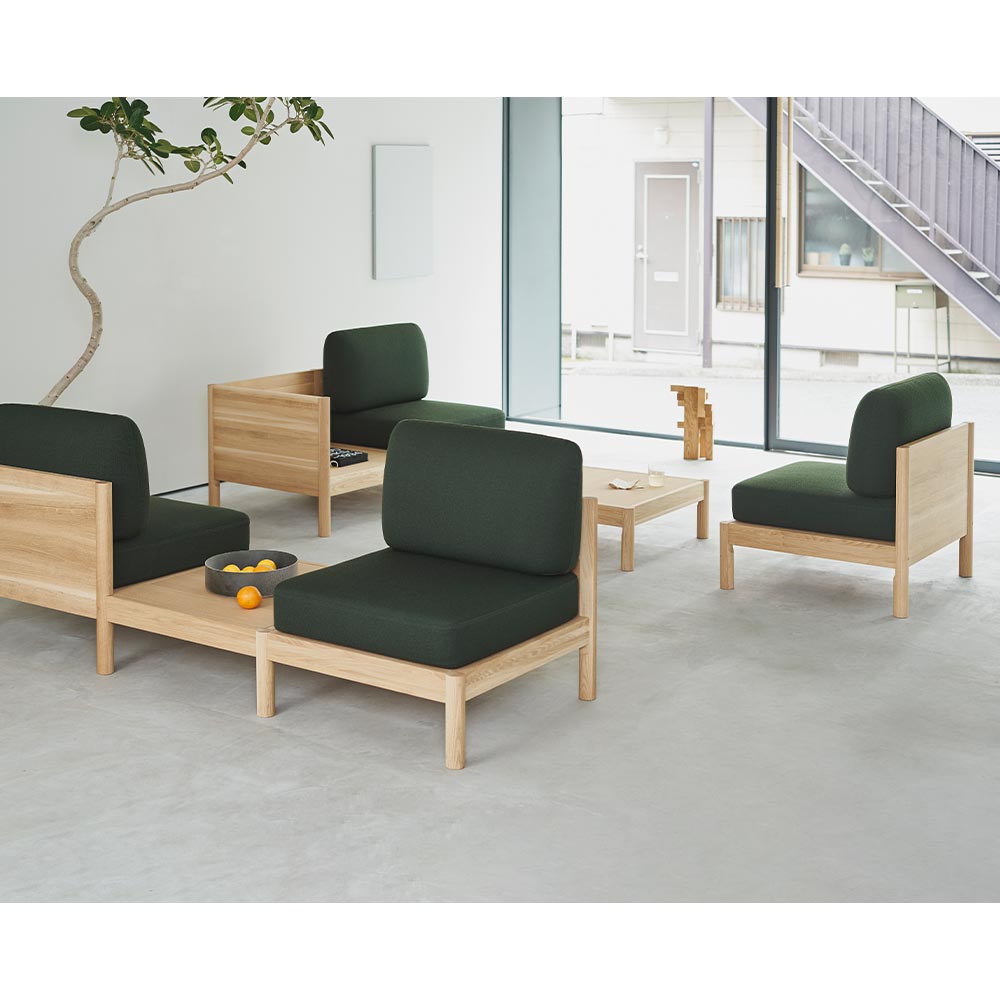 CASTOR LOBBY SOFA 1-SEATER PURE OAK / Karimoku New Standard（カリモクニュースタンダード） / 1人掛けソファ / KNS10093_dt_05.jpg