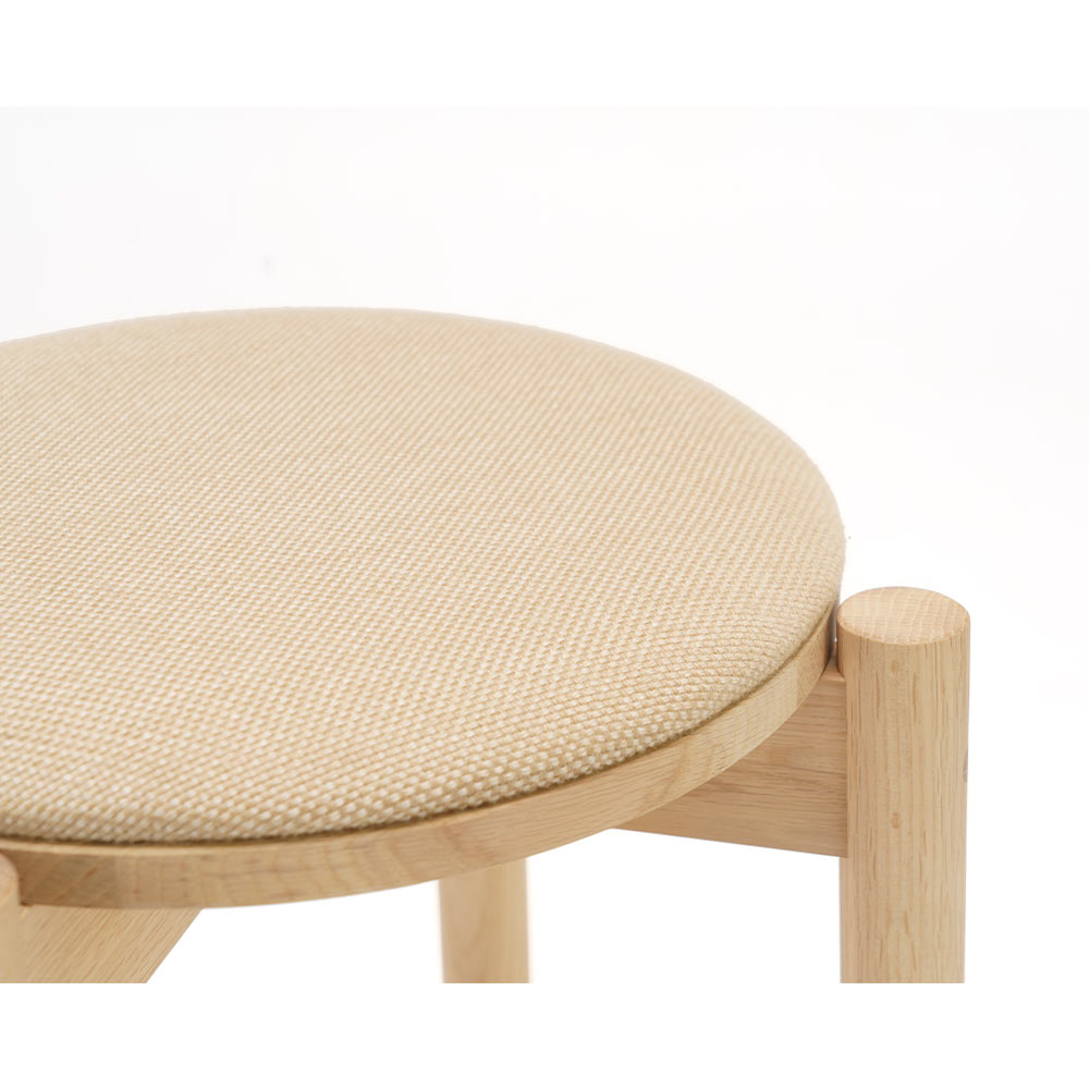 CASTOR STOOL PLUS PAD / Karimoku New Standard(カリモクニュースタンダード) / スツール / col_KNS10099LBR.jpg