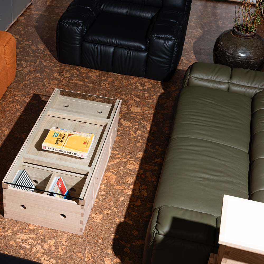 ZE Ottoman Leather Strada / Karimoku Re:issue by LICHEN（カリモク リイシューバイライケン） / オットマン / KRL10002_dt_06.jpg