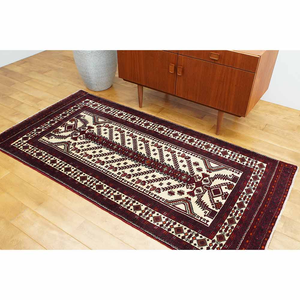 Layoutで購入】トライバルラグ バルーチ