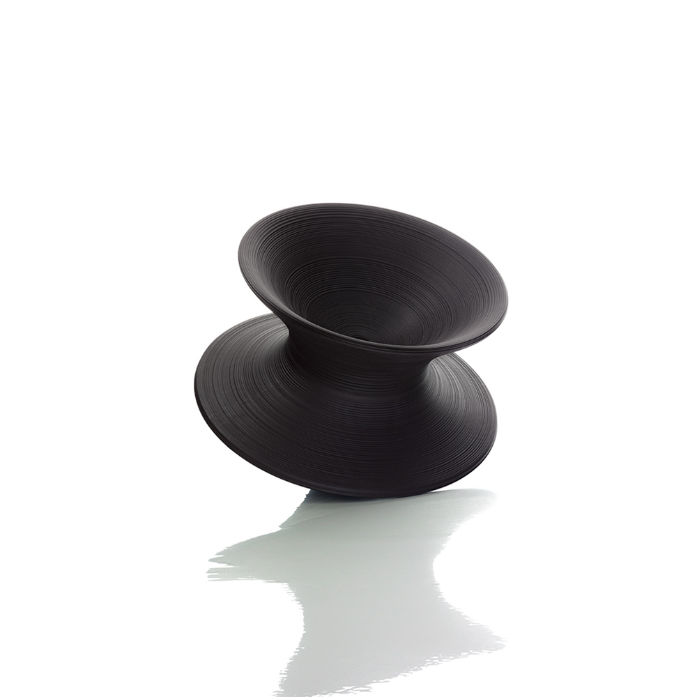 MAGIS Spun Chair / MAGIS（マジス） / ガーデンチェア・アウトドアチェア / MAG10149_dt_04.jpg