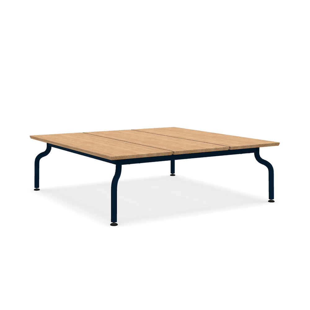 MAGIS South Low Table 120×120 cheek / MAGIS（マジス） / ガーデンテーブル・アウトドアテーブル / MAG10182BLU_ma.jpg