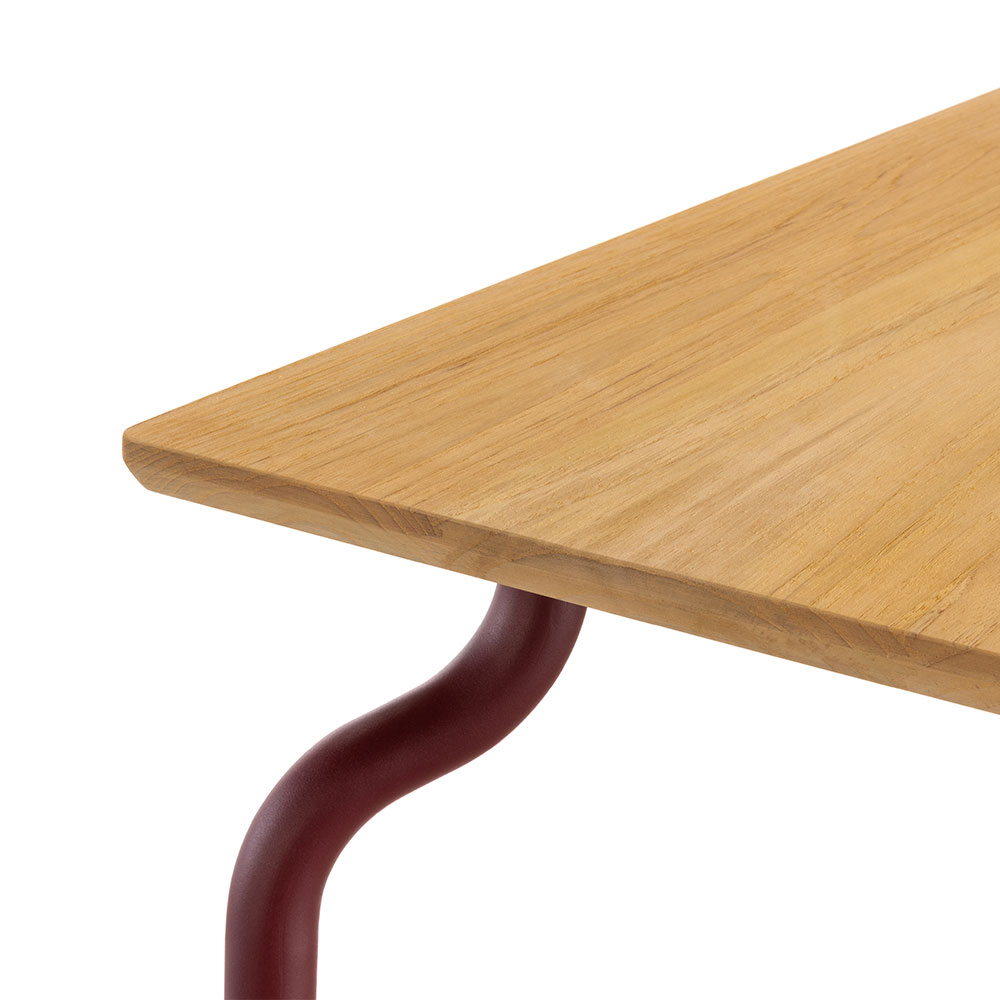 MAGIS South Low Table 120×120 cheek / MAGIS（マジス） / ガーデンテーブル・アウトドアテーブル / MAG10182_dt_01.jpg