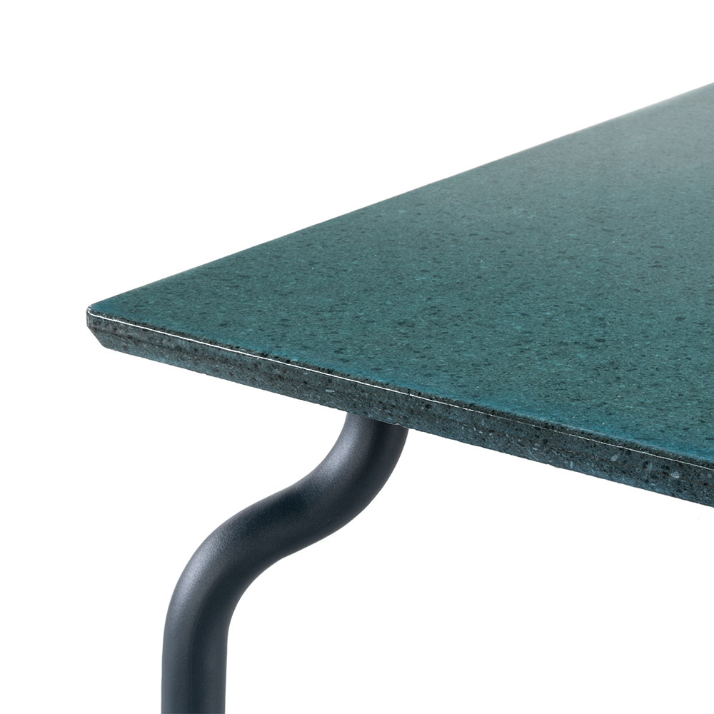 MAGIS South Low Table 120×120 stone / MAGIS（マジス） / ガーデンテーブル・アウトドアテーブル / MAG10183_dt_02.jpg