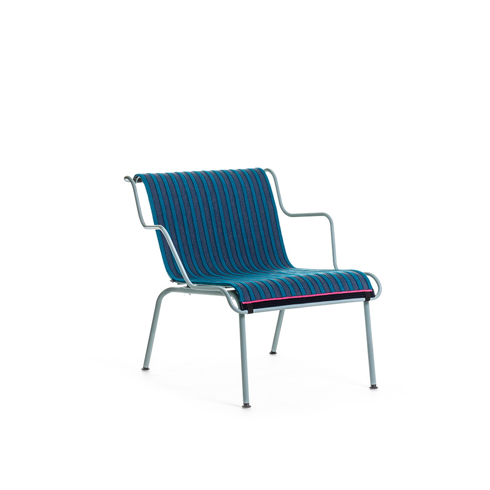 MAGIS South Low Arm Chair / MAGIS（マジス） / ガーデンチェア・アウトドアチェア / MAG10190_dt_18.jpg