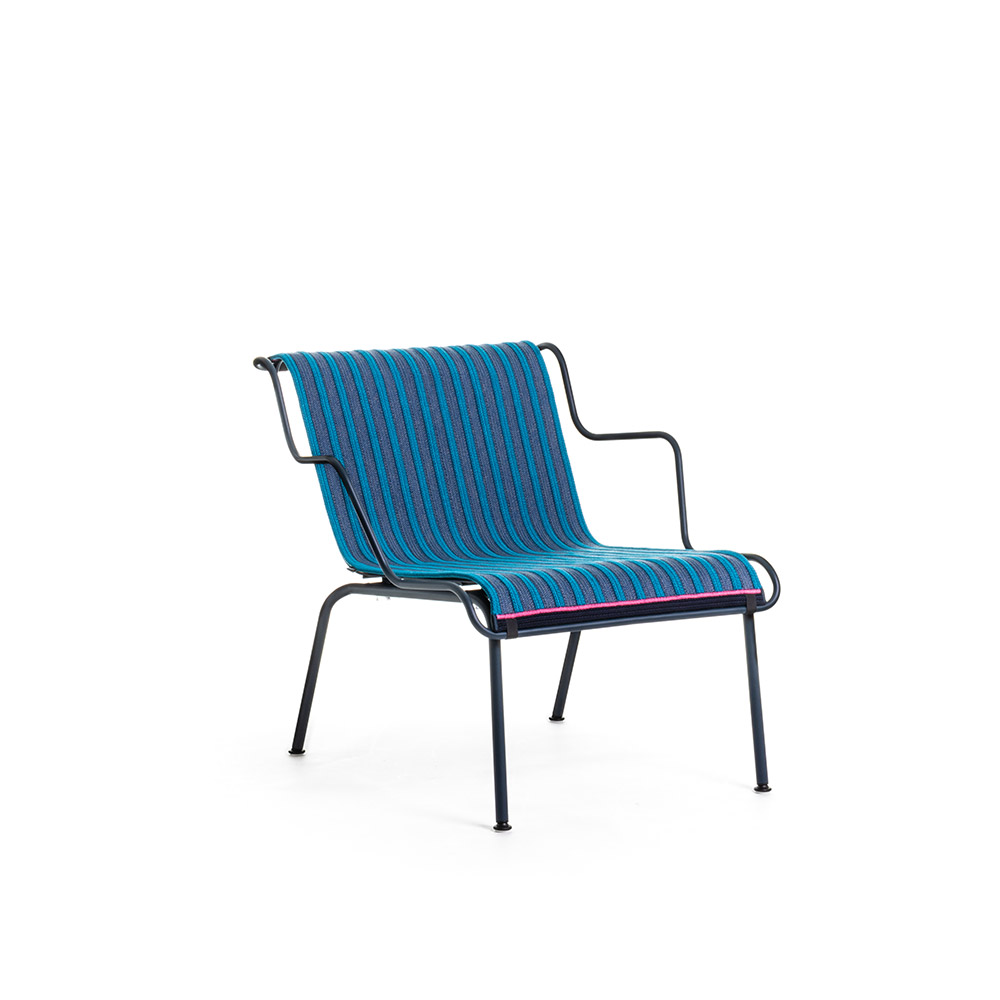 MAGIS South Low Arm Chair / MAGIS（マジス） / ガーデンチェア・アウトドアチェア / MAG10190_dt_19.jpg