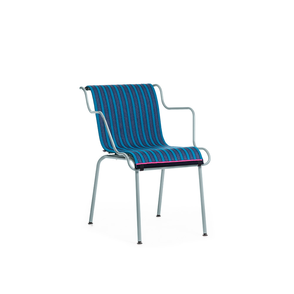 MAGIS South Arm Chair / MAGIS（マジス） / ガーデンチェア・アウトドアチェア / MAG10191_dt_19.jpg