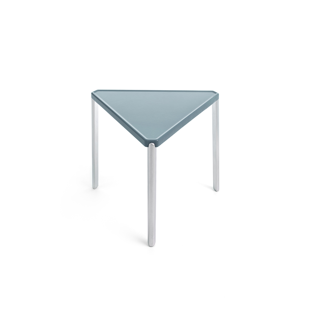 MAGIS Tambour-Concrete Low Table Triangle H36 / MAGIS（マジス） / リビングテーブル・ローテーブル・座卓 / MAG10206GRY_ma.jpg