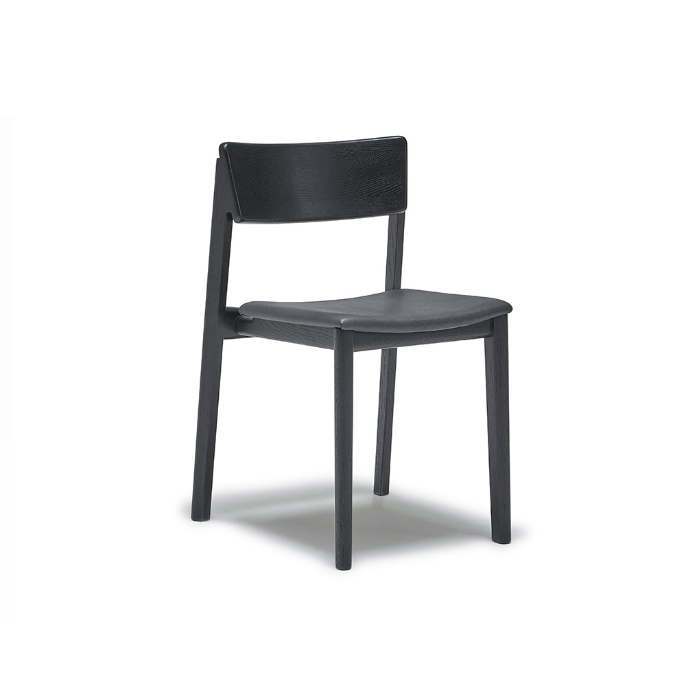 POISE chair / SKETCH（スケッチ） / ダイニングチェア / MEC10095BLK_ma.jpg