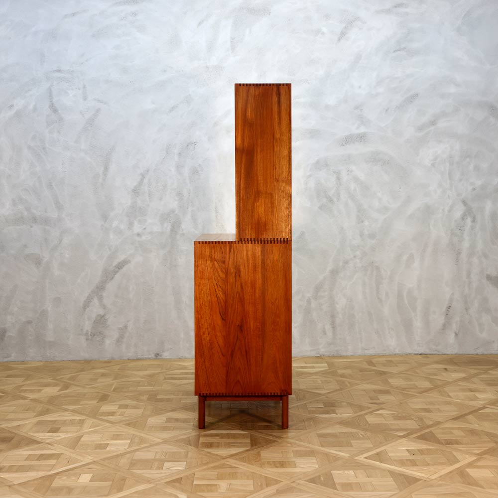 Peter Hvidt and Orla Molgaard Nielsen Cabinet / MOTO FURNITURE（モトファニチャー） / キャビネット・チェスト・サイドボード / MOT20007_dt_02.jpg