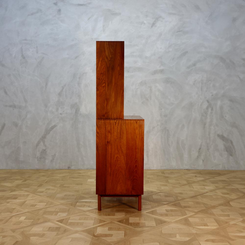 Peter Hvidt and Orla Molgaard Nielsen Cabinet / MOTO FURNITURE（モトファニチャー） / キャビネット・チェスト・サイドボード / MOT20007_dt_04.jpg