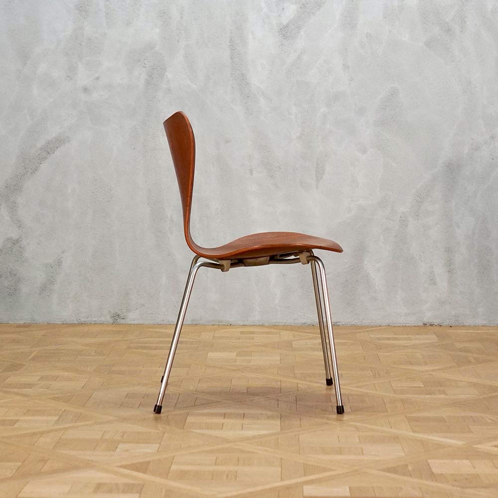 Arne Jacobsen Seven Chair Teak / MOTO FURNITURE（モトファニチャー） / ダイニングチェア / MOT20014_dt_06.jpg