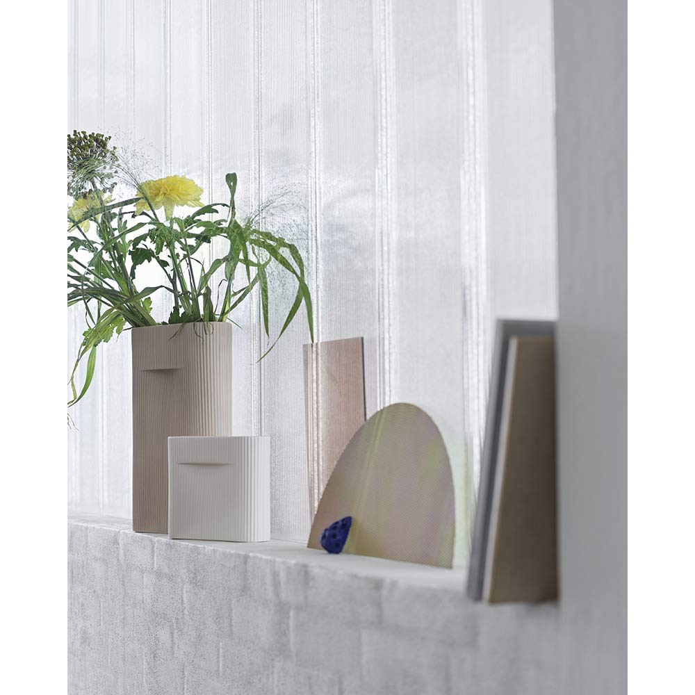 RIDGE VASE H35cm / muuto（ムート） / 花器・フラワーベース・花瓶 / MUT10069_dt_03.jpg