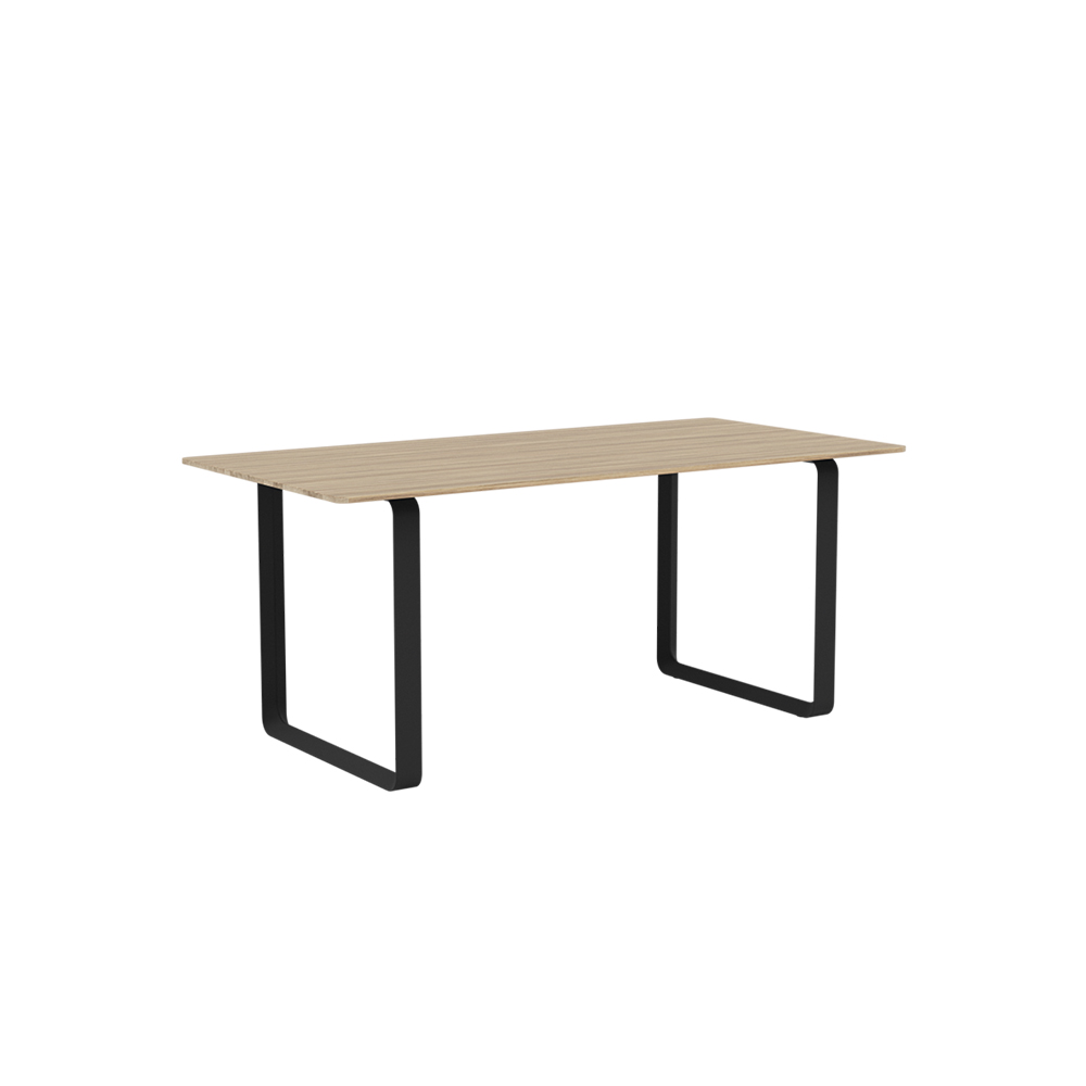 70/70 TABLE 1700×850 Tabletop Solid Oak / muuto(ムート) / ダイニングテーブル / MUT10132BLK_ma.jpg