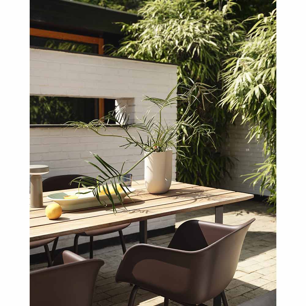 70/70 OUTDOOR TABLE 2250×900 Tabletop Sapele Mahogany / muuto（ムート） / ガーデンテーブル・アウトドアテーブル / MUT10136_dt_02.jpg