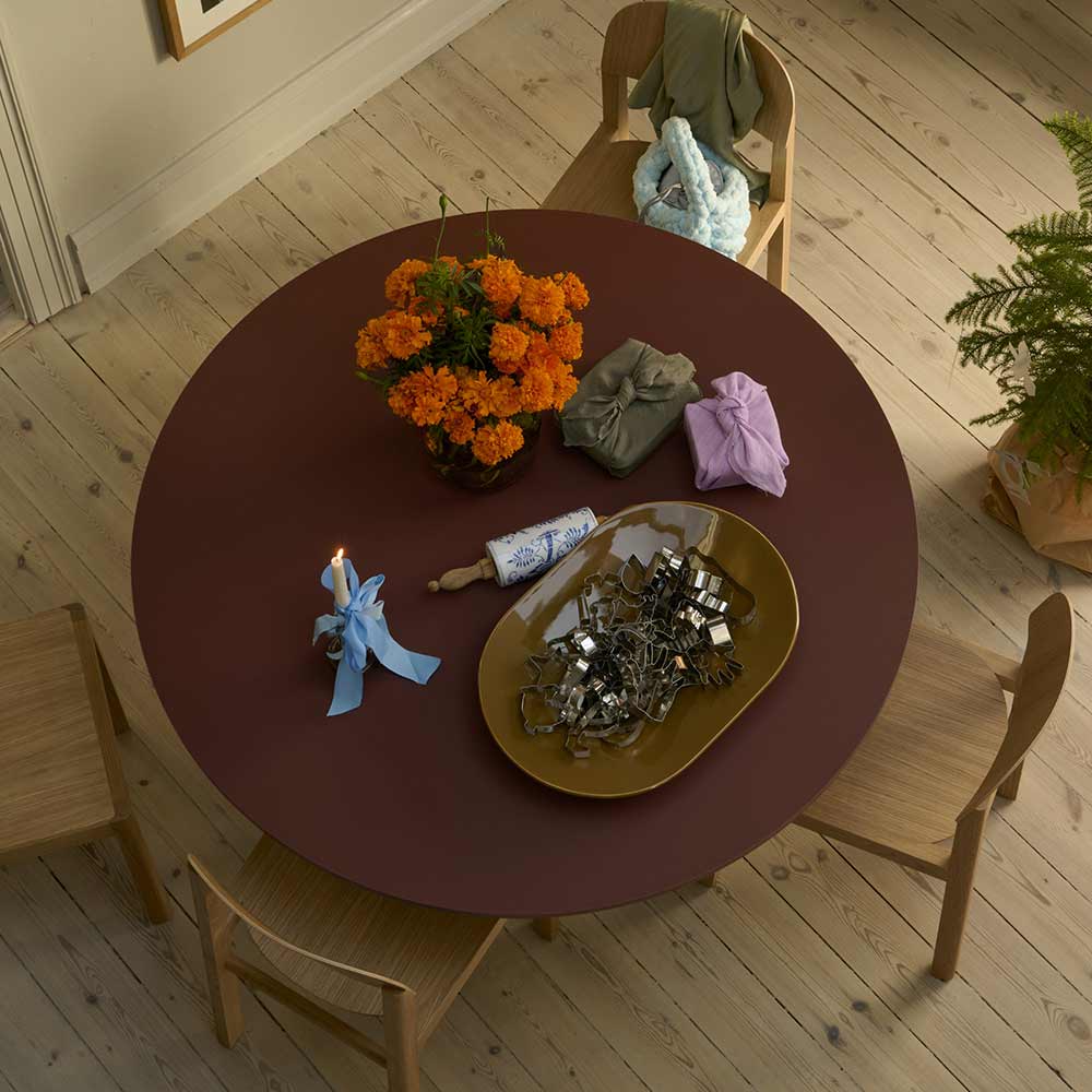 MIDST TABLE φ1200 / muuto（ムート） / ダイニングテーブル / MUT10145_dt_02.jpg