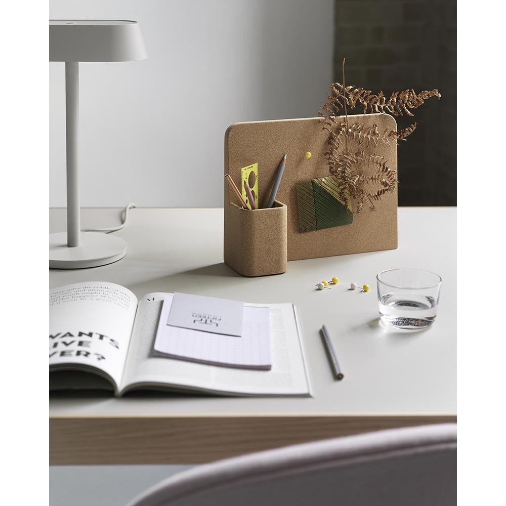 WORKSHOP TABLE 1300×650 / muuto（ムート） / ダイニングテーブル / MUT10193_dt_09.jpg