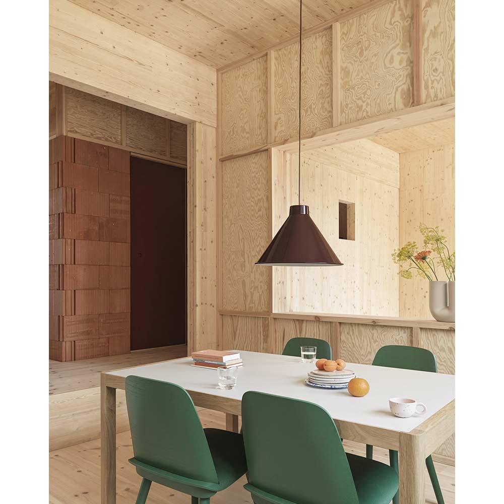 WORKSHOP TABLE 1300×650 / muuto（ムート） / ダイニングテーブル / MUT10193_dt_10.jpg