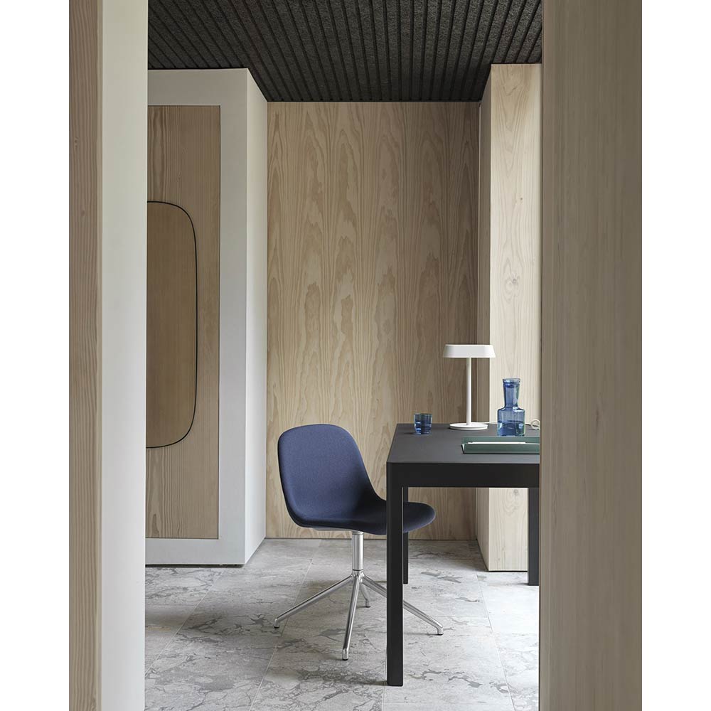 WORKSHOP TABLE 1300×650 / muuto（ムート） / ダイニングテーブル / MUT10193_dt_11.jpg