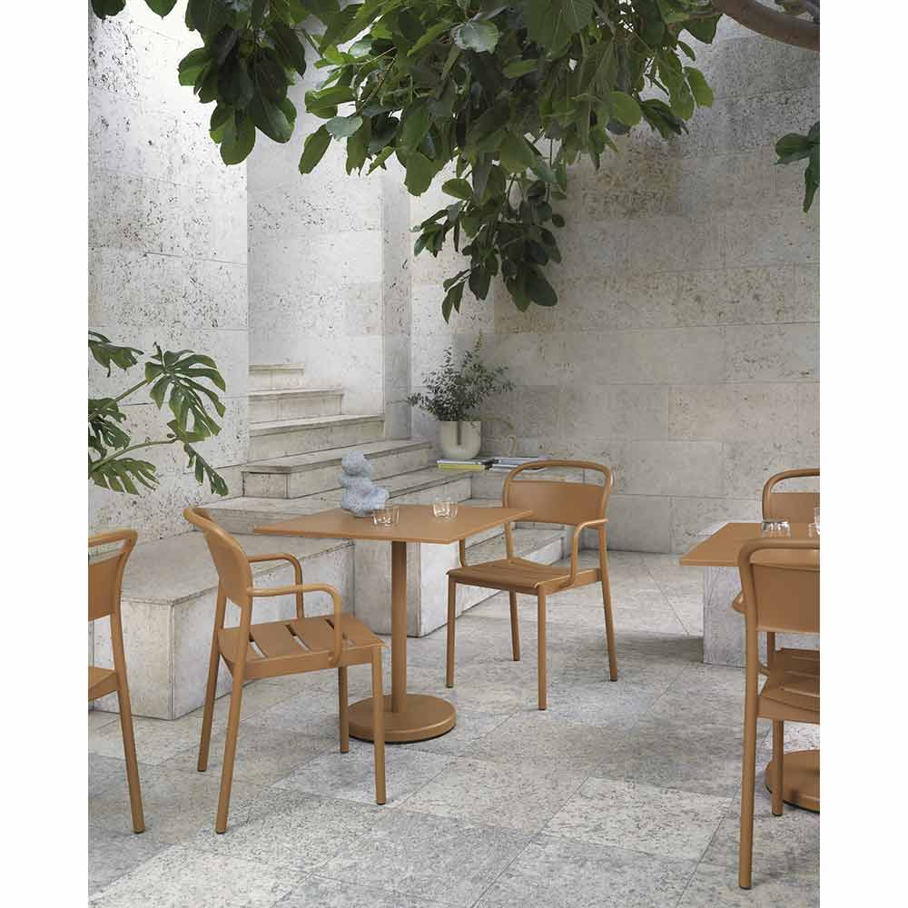 LINEAR STEEL CAFE TABLE 700×700 H1050 / muuto（ムート） / ガーデンテーブル・アウトドアテーブル / MUT10201_dt_03.jpg
