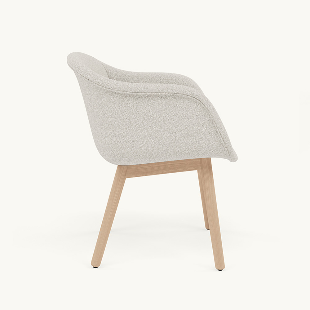 FIBER SOFT ARMCHAIR WOOD BASE Oak / muuto（ムート） / ダイニングチェア / MUT10236_dt_02.jpg