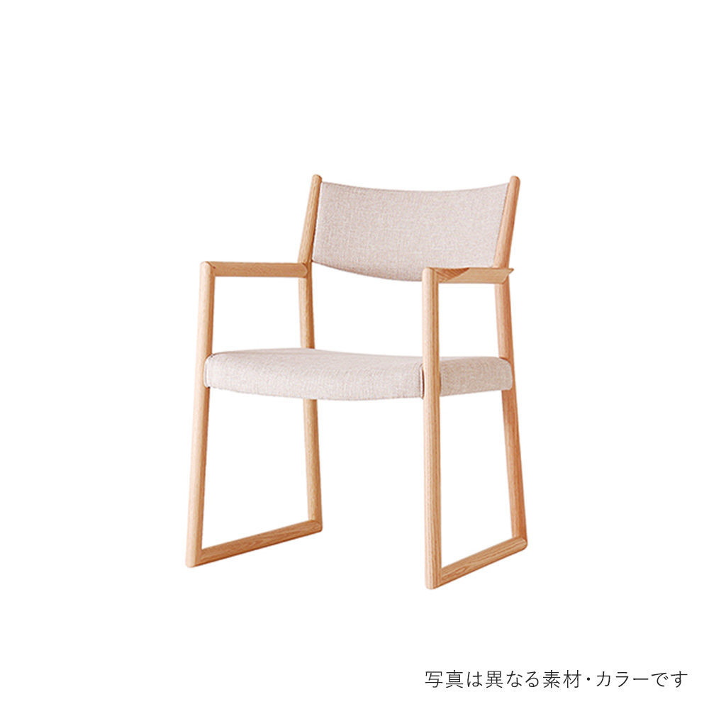 日進木工 SLOW Natural Brown ダイニングアームチェア NBC-509R レッドオーク TER 張り込み SH420 / 日進木工（ニッシンモッコウ） / ダイニングチェア / NIS10231DBR_ma.jpg