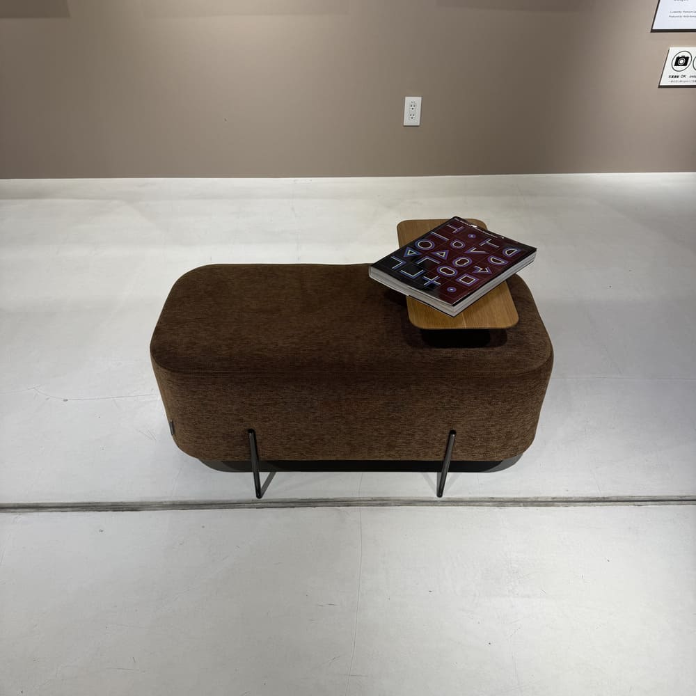 Elephant SOFA WITH TRAY OAK STAINS Grafito Leg / SANCAL（サンカル） / 1人掛けソファ / SNL10003_dt_04.jpg