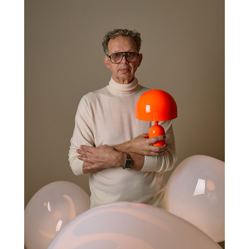 Tom Dixon. BELL LED TABLE / Tom Dixon.（トム・ディクソン） / テーブルランプ・テーブルライト / TDN10095_dt_10.jpg