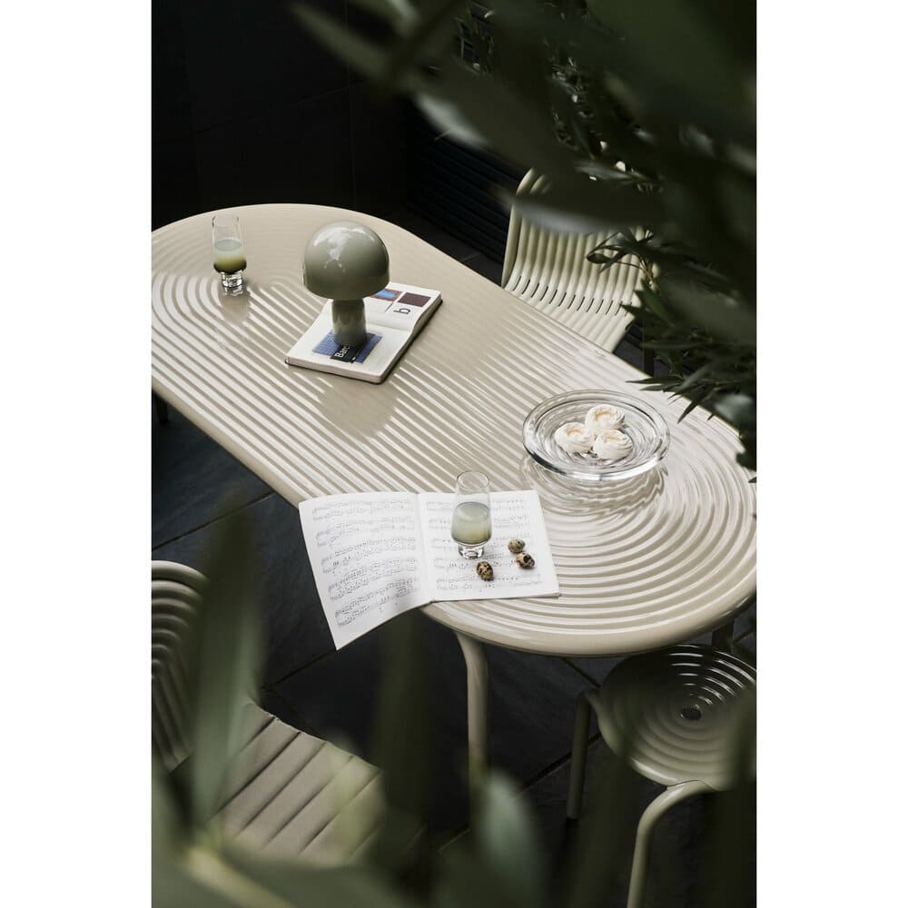 Tom Dixon. GROOVE STOOL / Tom Dixon.（トム・ディクソン） / ガーデンチェア・アウトドアチェア / TDN10166_dt_10.jpg