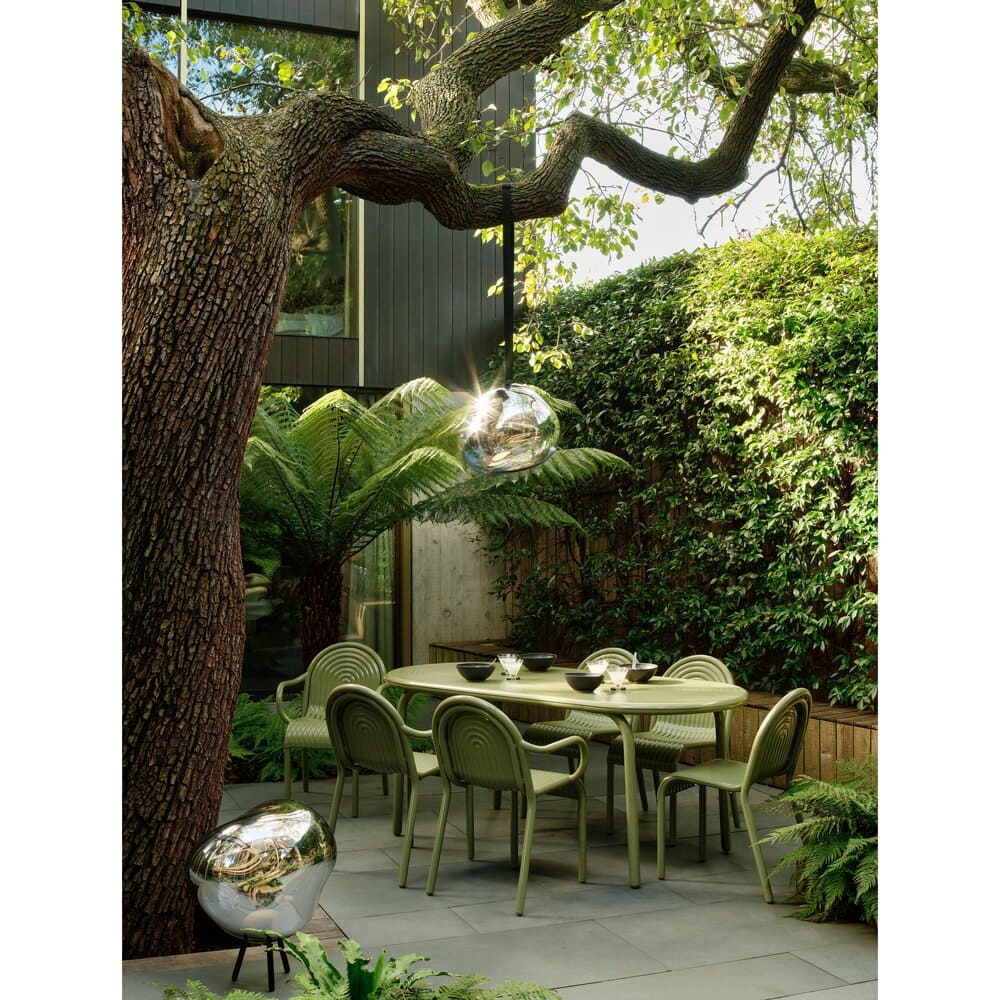 Tom Dixon. GROOVE OBROUND TABLE 185 / Tom Dixon.（トム・ディクソン） / ガーデンテーブル・アウトドアテーブル / TDN10167_dt_12.jpg