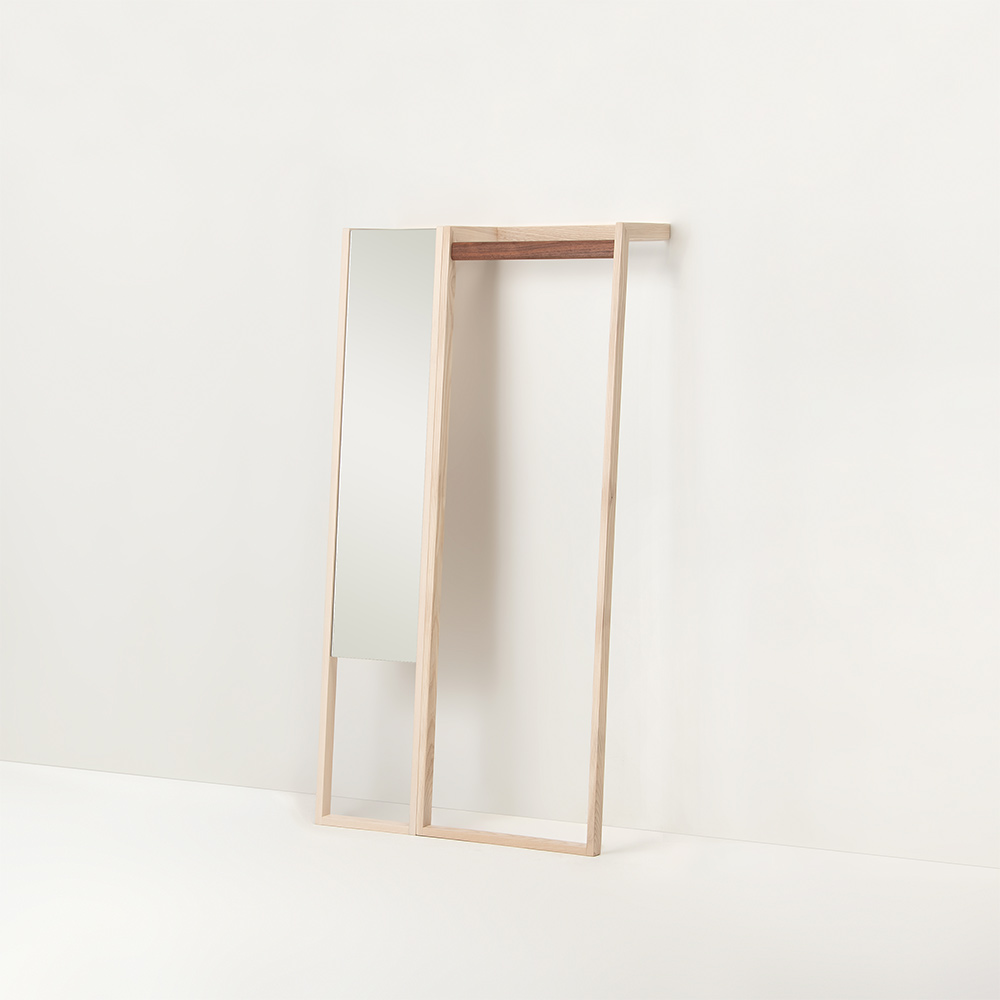 TP センの木の家具 Tatekake Mirror / 大雪木工（タイセツモッコウ） / 壁掛けミラー・壁掛け鏡・鏡台・スタンドミラー / TSM10035_dt_03.jpg