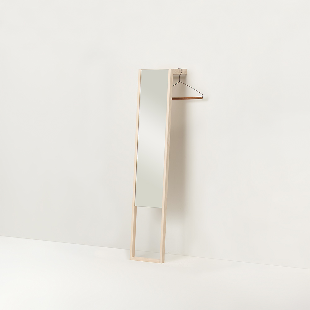 TP センの木の家具 Tatekake Mirror / 大雪木工（タイセツモッコウ） / 壁掛けミラー・壁掛け鏡・鏡台・スタンドミラー / TSM10035_dt_05.jpg