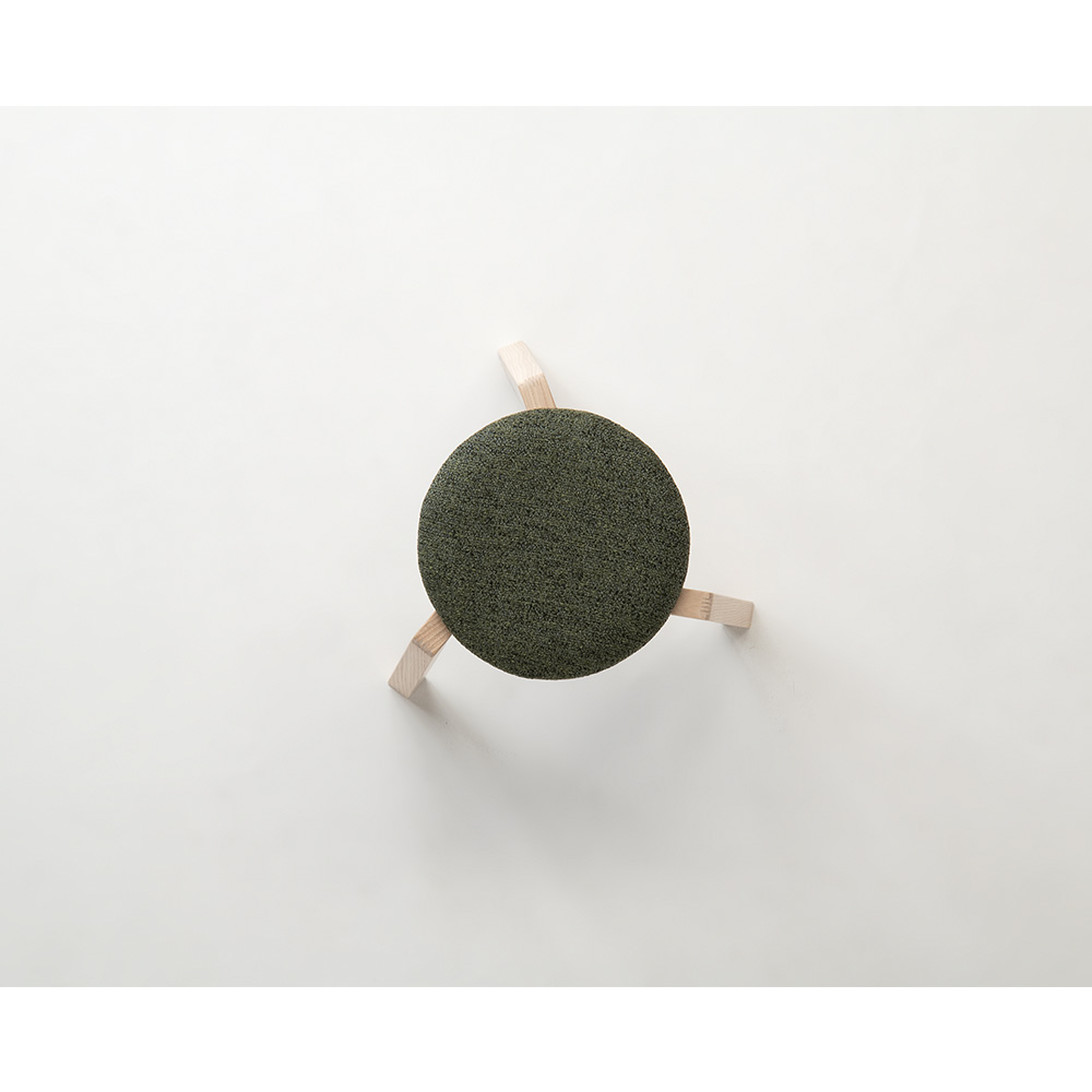 TP センの木の家具 Stacking Stool 布座 / 大雪木工（タイセツモッコウ） / スツール / TSM10037_dt_01.jpg