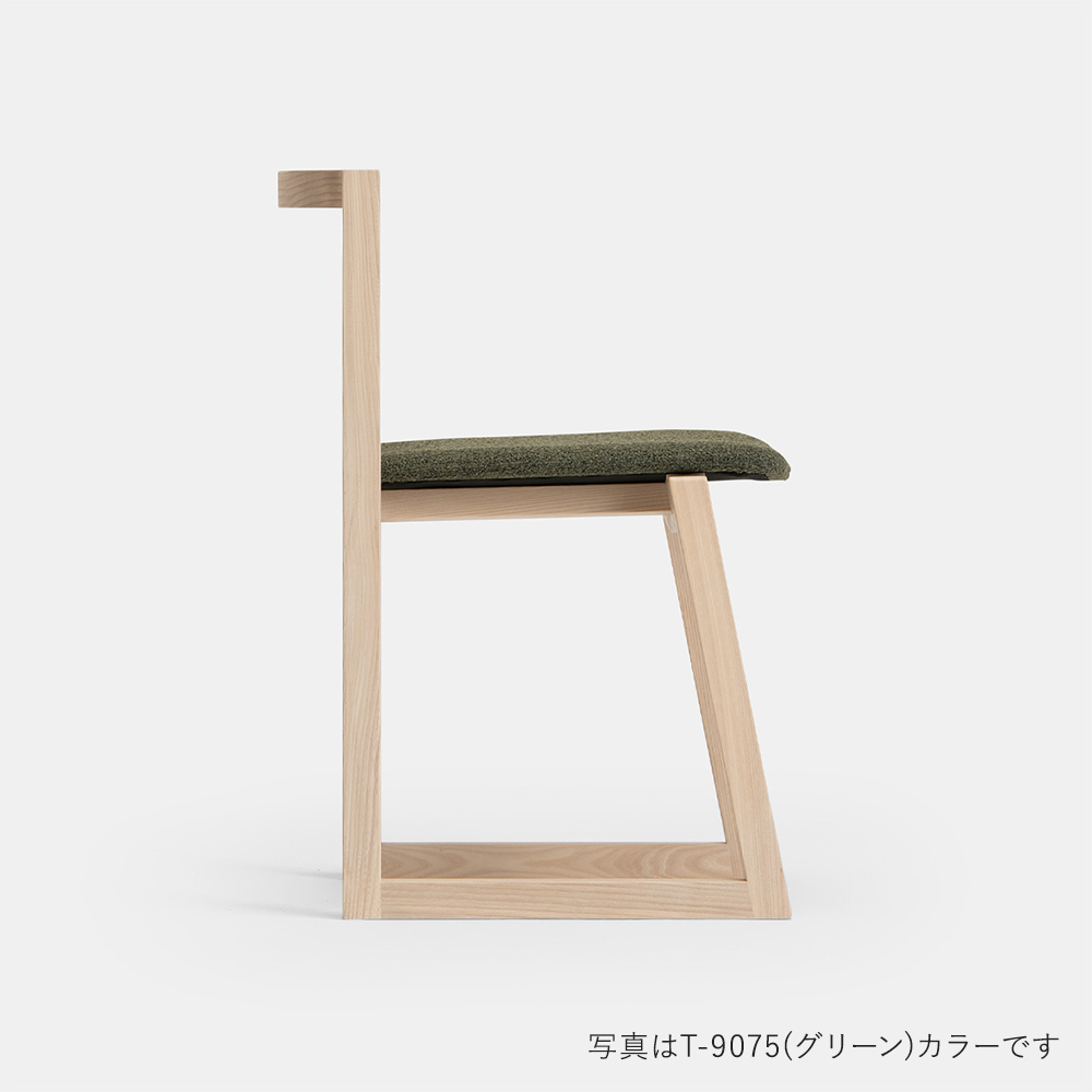 TP センの木の家具 Chair03 布座 / 大雪木工（タイセツモッコウ） / デスクチェア / TSM10040BLK_ma.jpg