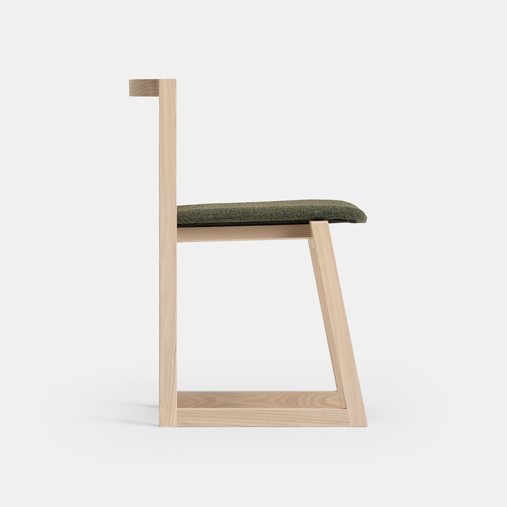TP センの木の家具 Chair03 布座 / 大雪木工（タイセツモッコウ） / デスクチェア / TSM10040GRN_ma.jpg